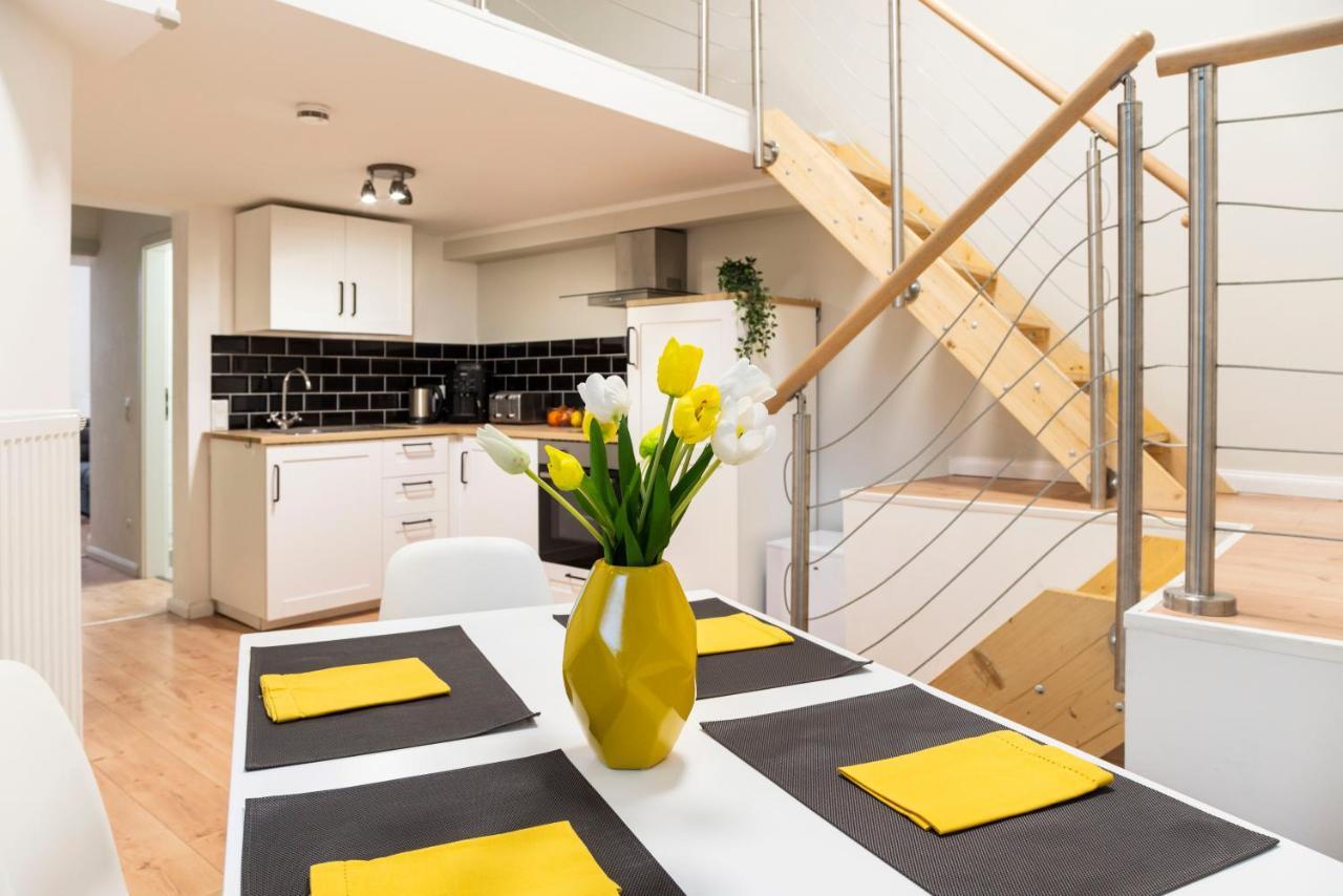 برلين Ll Modern Dream With Ac&High Ceilings 3 Bedrooms المظهر الخارجي الصورة